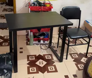 টেবিল বিক্রি হবে