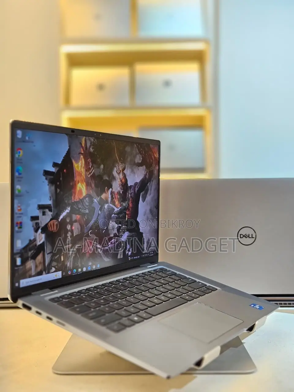 Dell Latitude 9520 🔰 Core i7 11th Gen 16GB RAM 512GB SSD ✅ 15" FHD Display