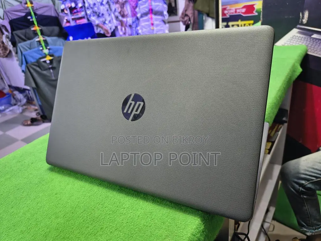 Laptop HP 250 G7 8GB Intel Core i7 SSD 256GB