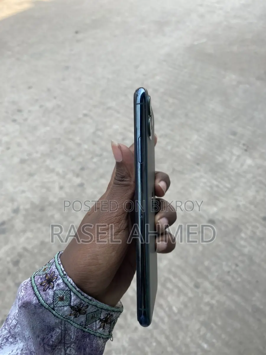 Apple iPhone 11 Pro Max (Used)