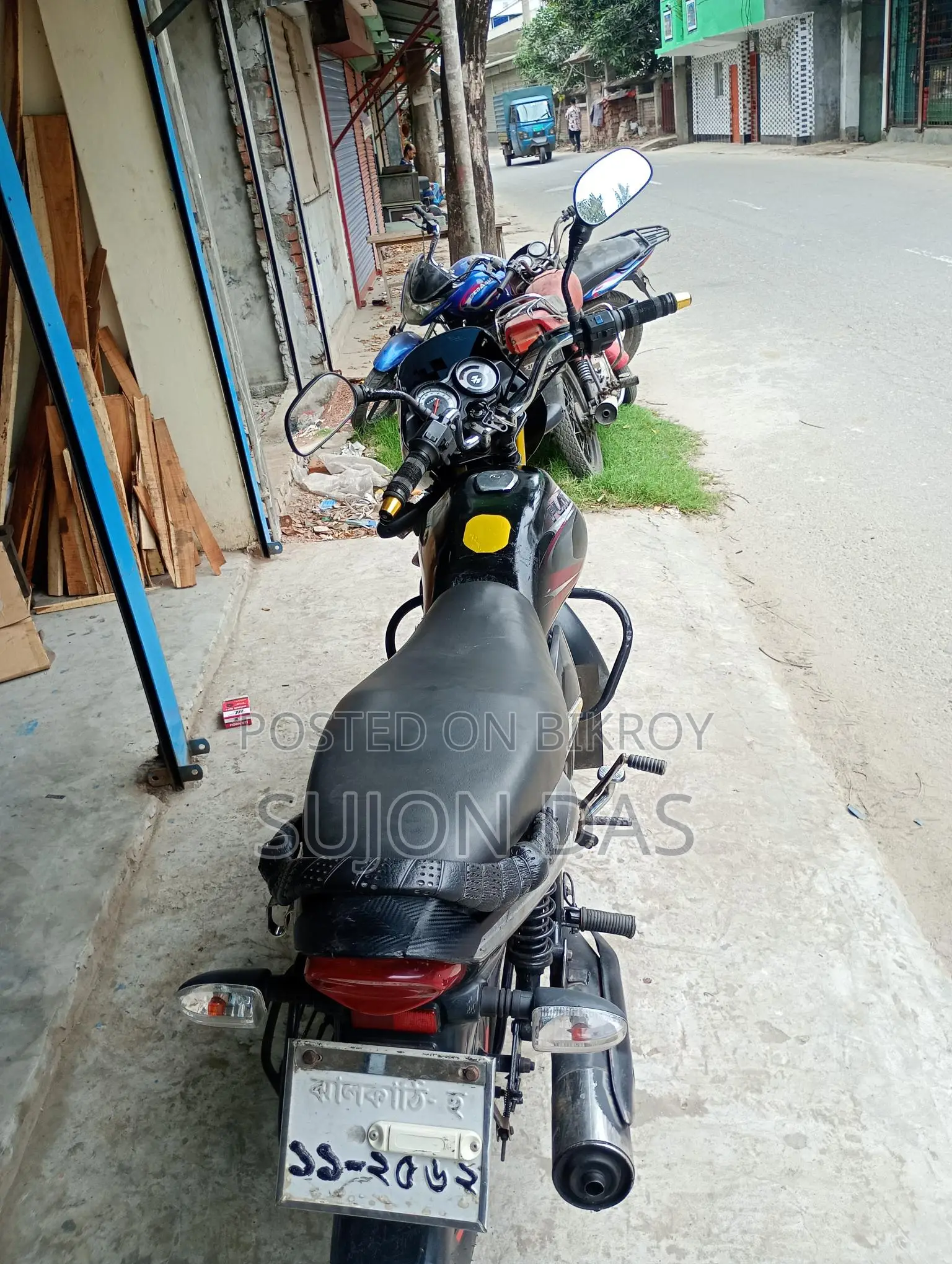 Bajaj Platina 100 - 2011