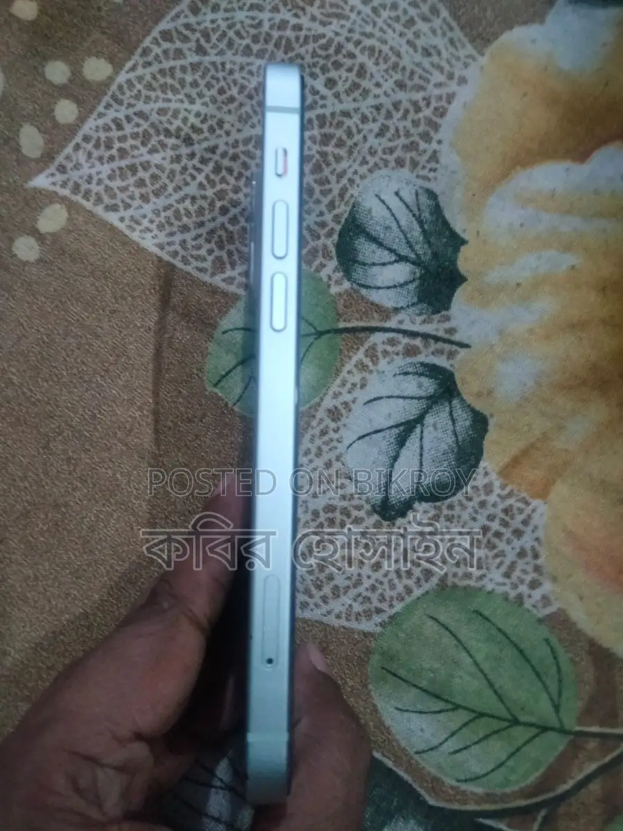 Apple iPhone 12 New condition (Used)