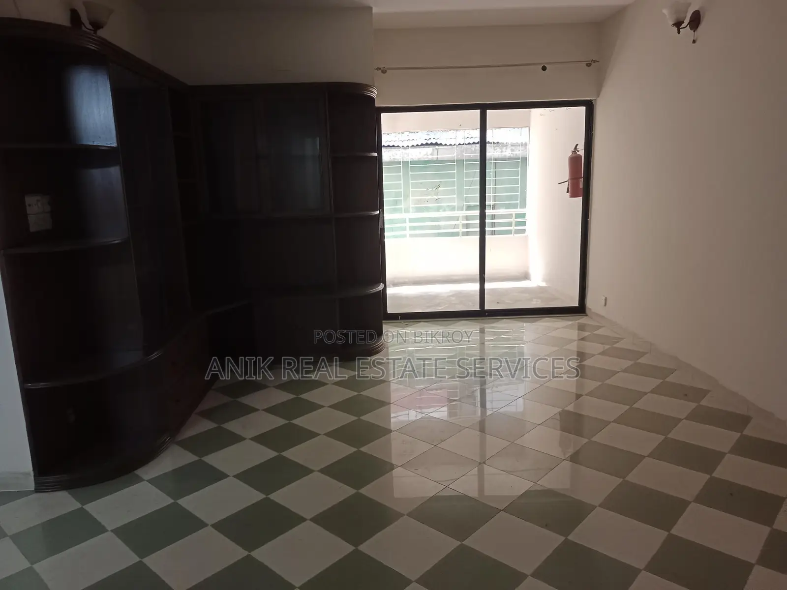 Wonderful 3 Bedroom Un Farnised Flat Rent In Gulshan 2