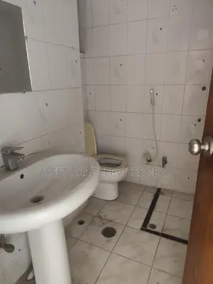 2100-Sqft Office Space for Rent in Baridhara Diplomatic Zone.
