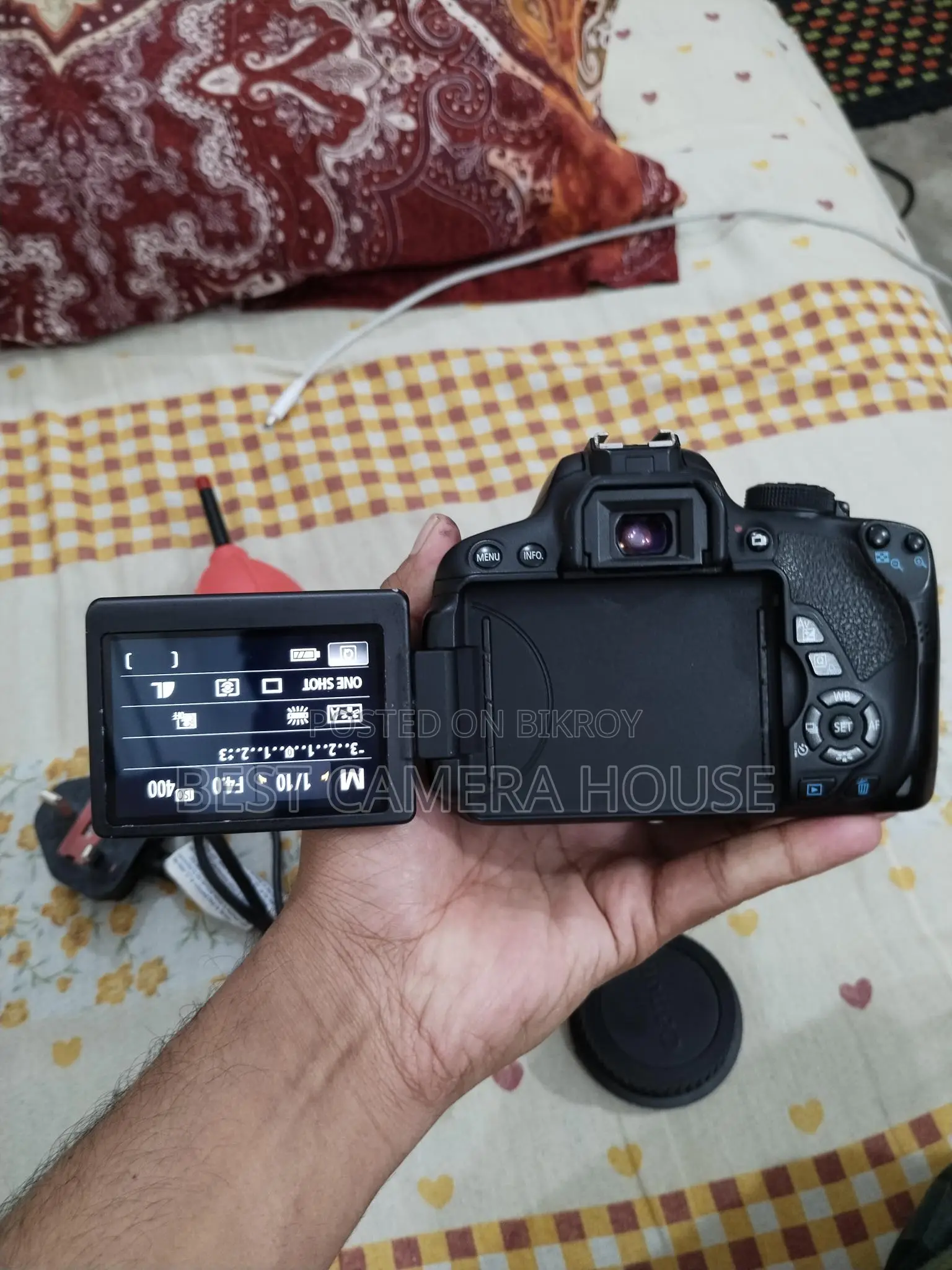 700d + 18-55mm STM lens, in excellent condition