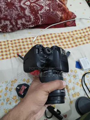 700d + 18-55mm STM lens, in excellent condition