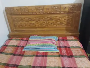 Segun Wood Bed