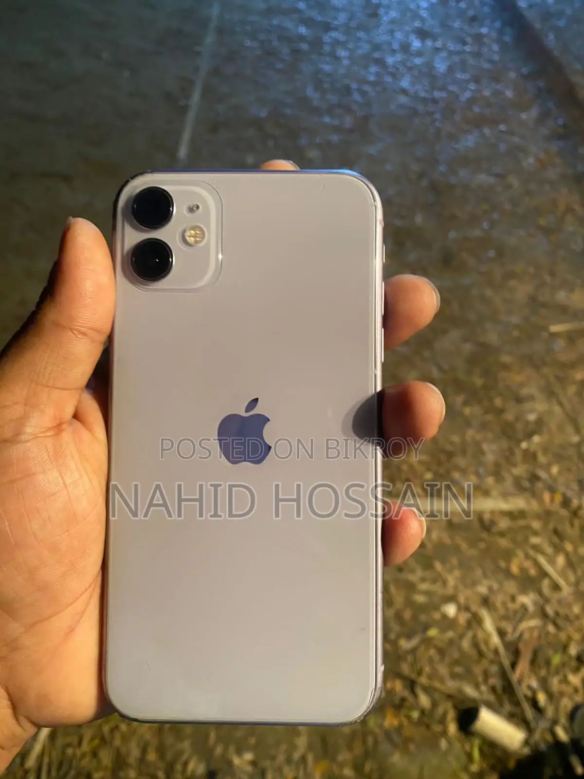 Apple iPhone 11 (Used)