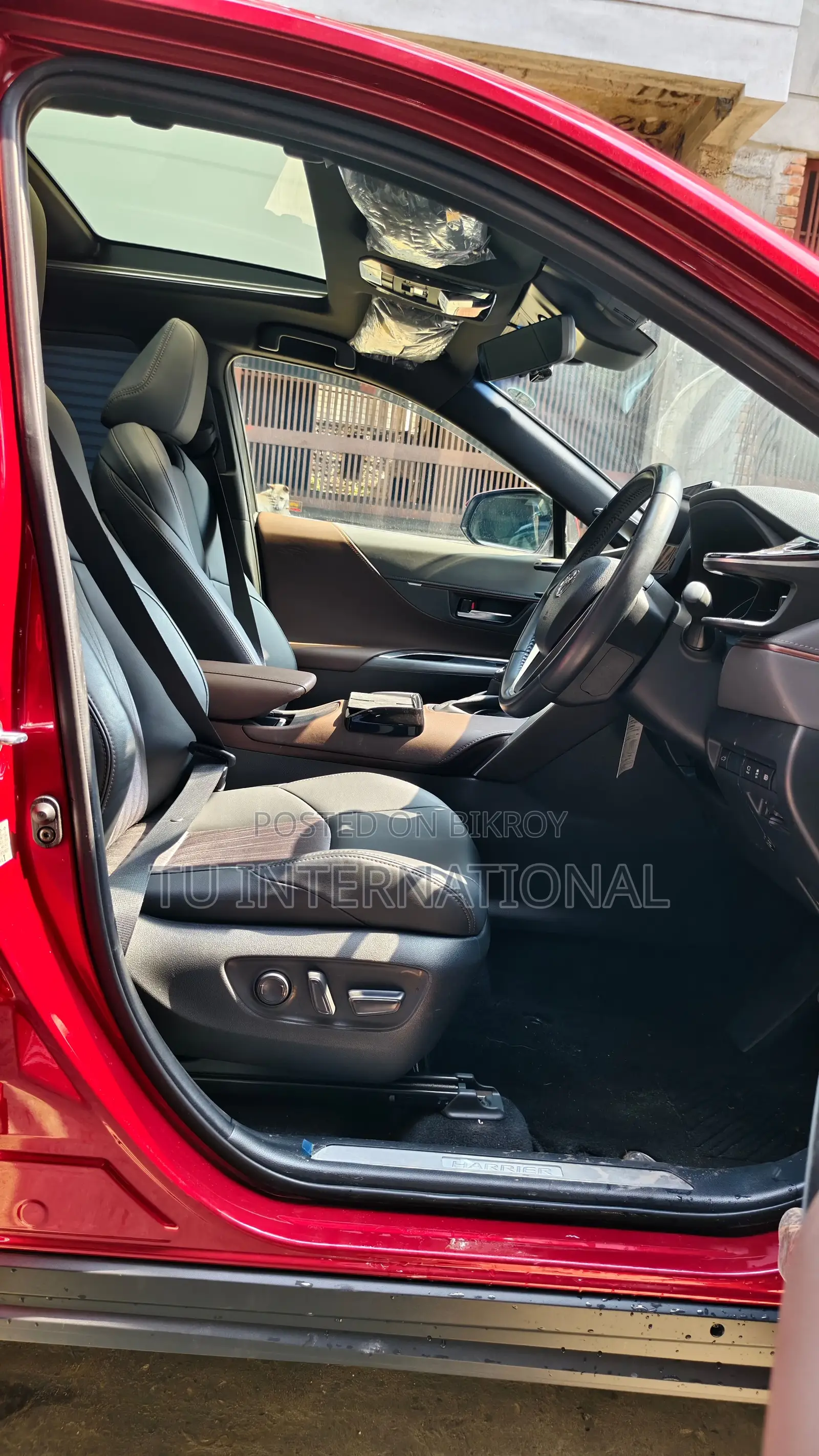 Toyota Harrier Z PKG & PANORAMIC.. 2021