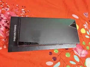 Samsung Galaxy S24 Ultra (Used)