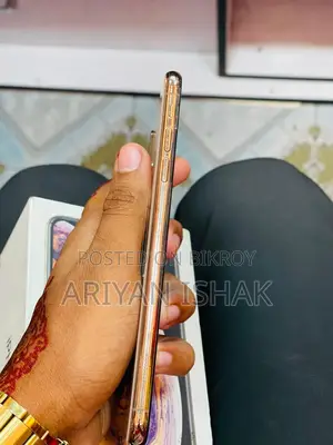 Apple iPhone XS Max (Used)