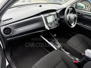 Toyota Fielder 2021