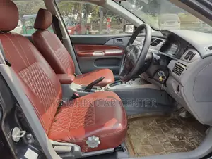 Mitsubishi Lancer Ex 2011
