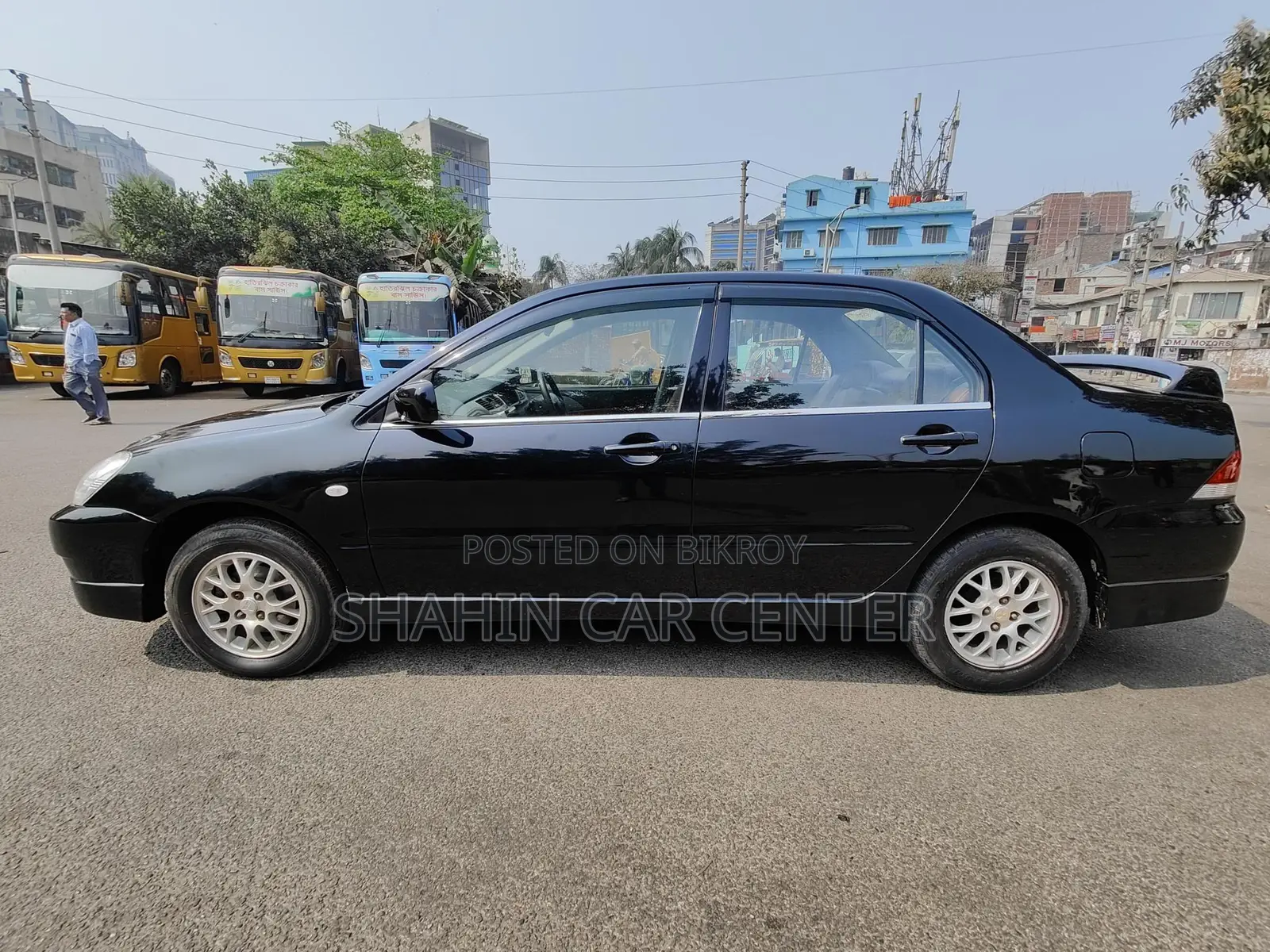 Mitsubishi Lancer Ex 2011