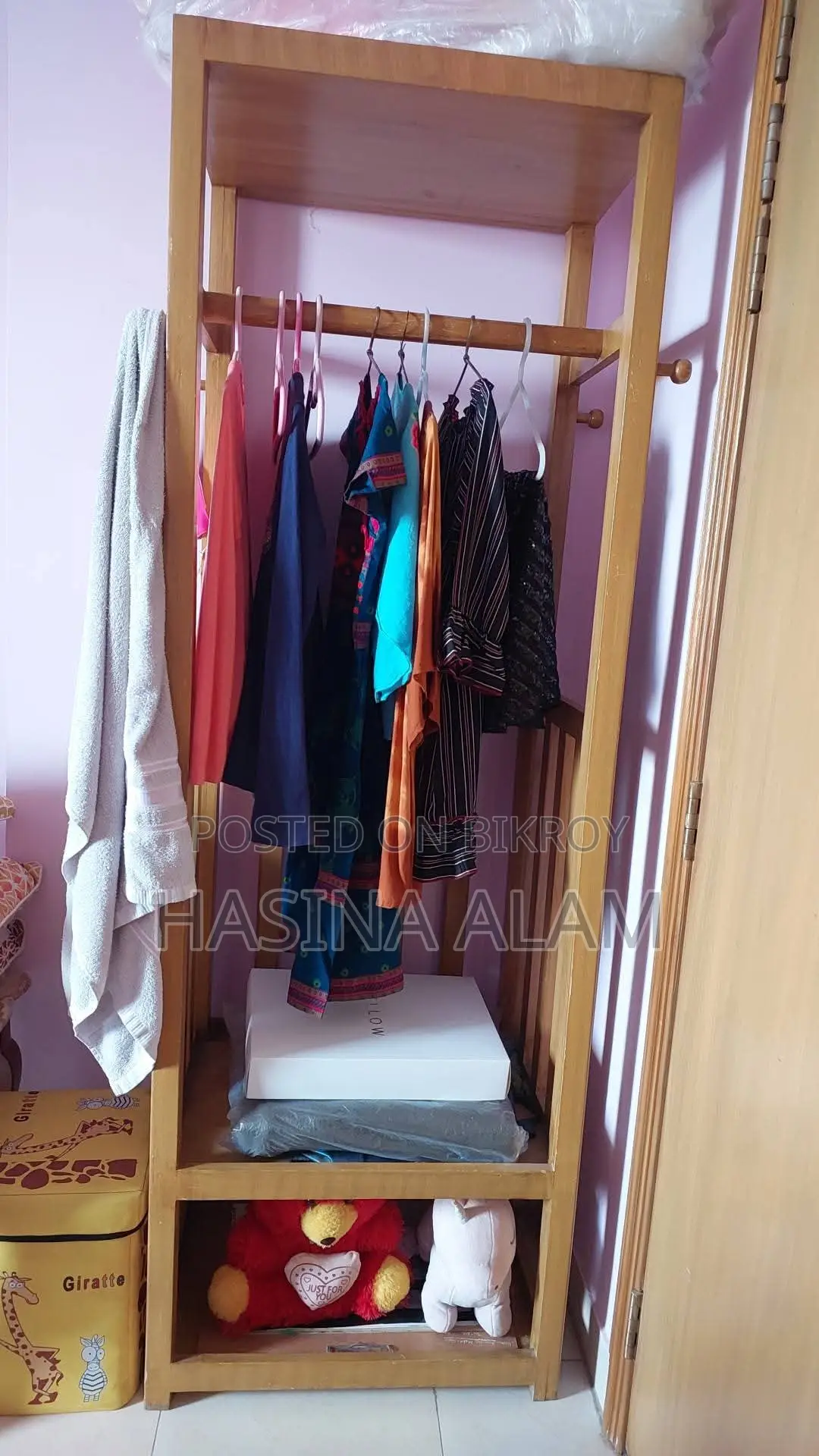 আলনা বিক্রির জন্য