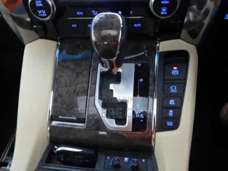 Toyota Alphard EXECUTIVE LOUNGE HYB 2021