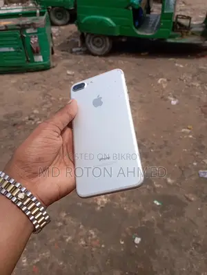 Apple iPhone 7 Plus . (Used)