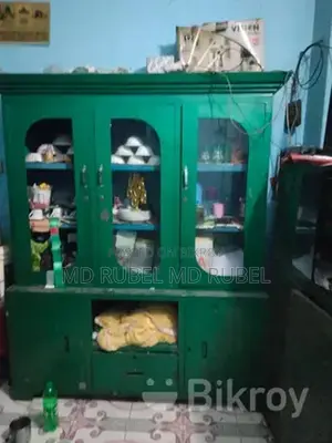 শোকেস বিক্রির জন্য