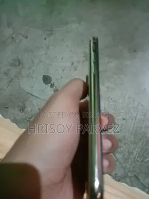 Apple iPhone XS (Used)