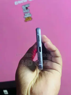Samsung Galaxy Z Flip3 (Used)