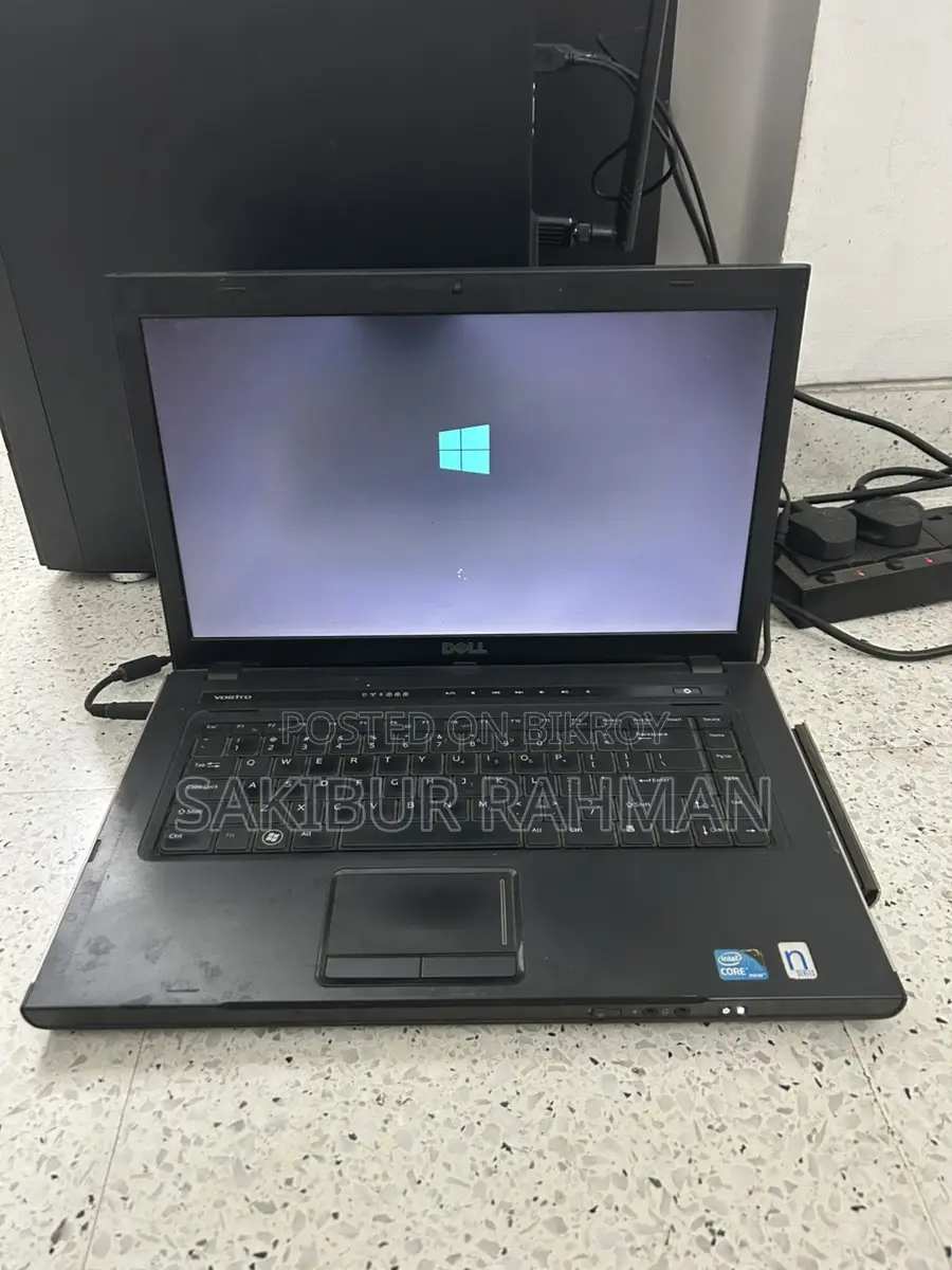 Laptop Dell Vostro A90 2GB Intel Core I3 HDD 512GB