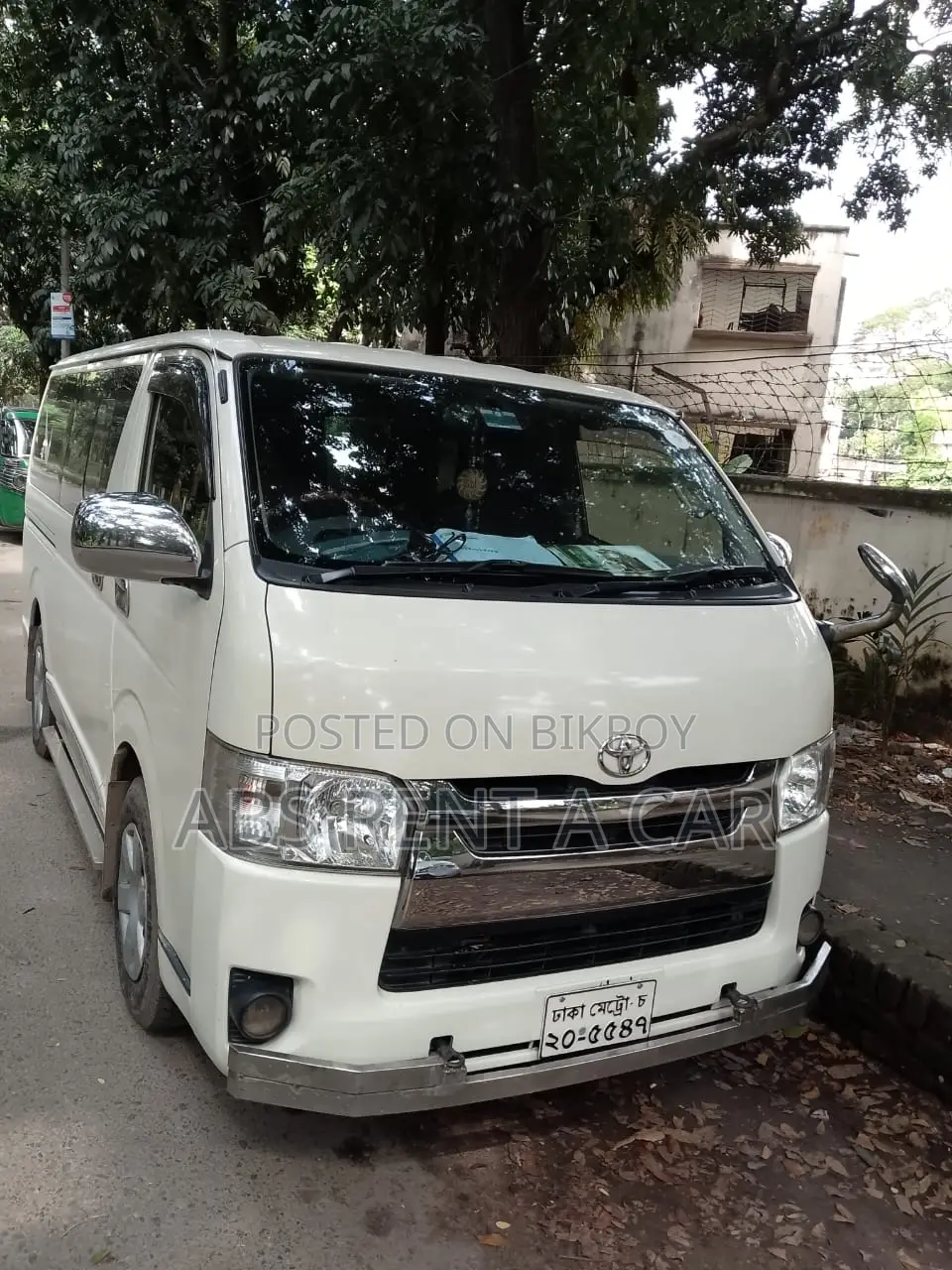 Hiace Rent