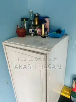 সিঙ্গেল ওয়ারড্রোব