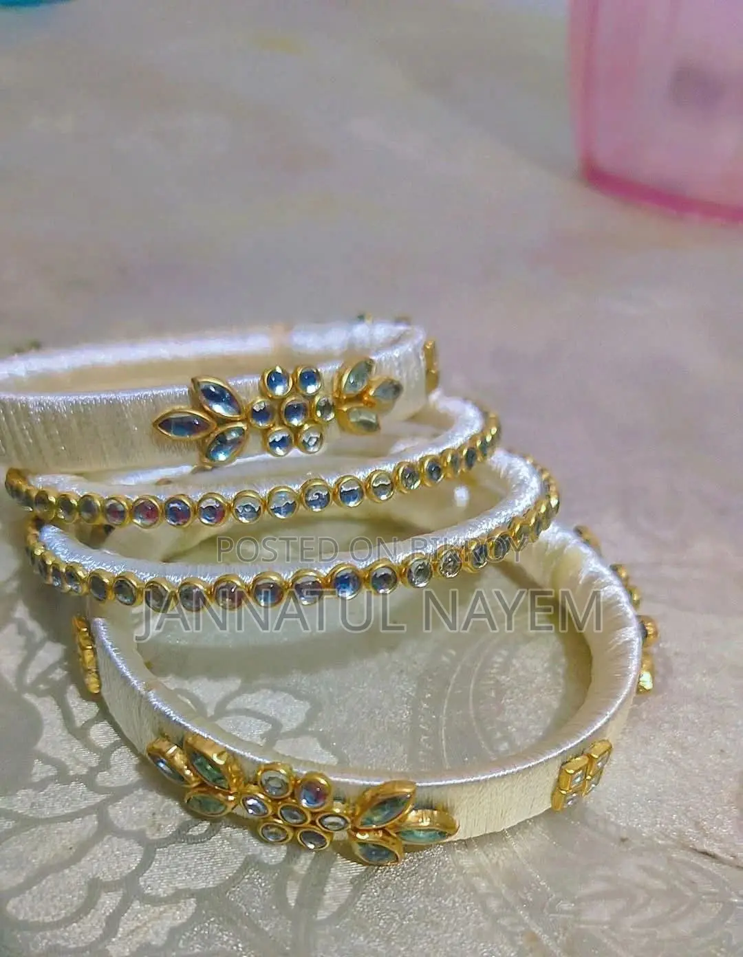 Handmade colorful bangles