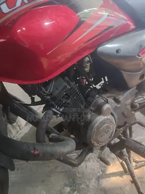 Bajaj Platina 100 . 2011