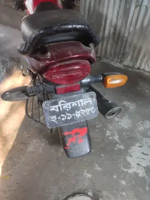 Bajaj Platina 100 . 2011