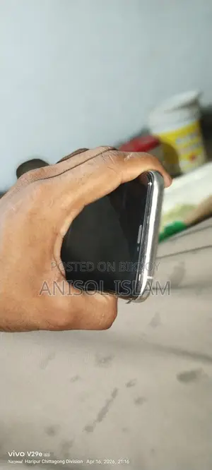 Apple iPhone XS (Used)