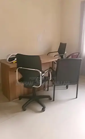 ১৫৫০ স্কয়ার ফিট রেসিডেনসিয়াল কাম কমার্শিয়াল একটি ফ্ল্যাট বন্ধক প্রদান