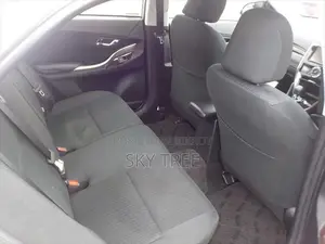 Toyota Premio F-L Pack.. 2020