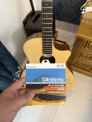 Enya Ega-x0 Cutaway Full Acoustic Guitar