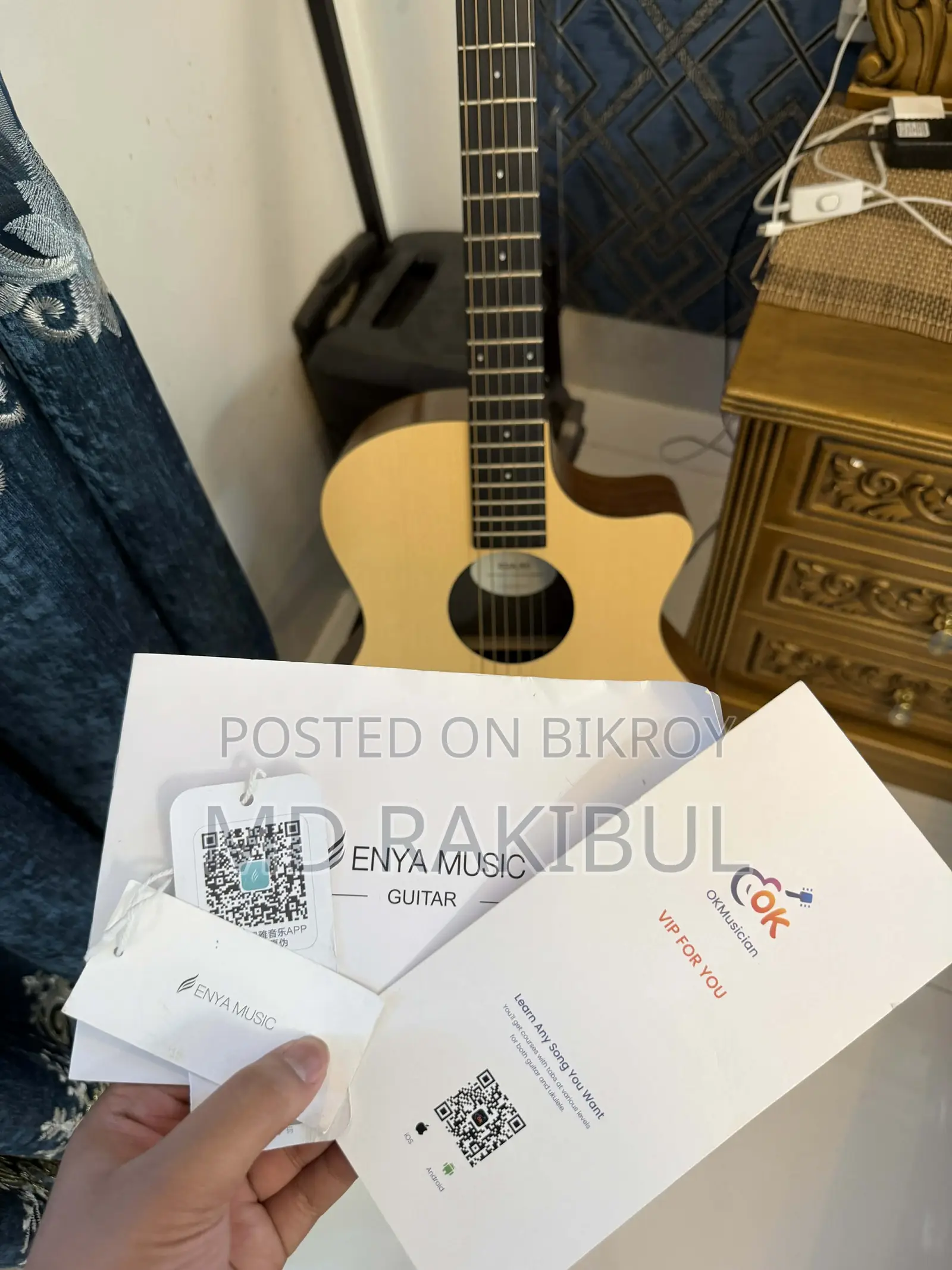 Enya Ega-x0 Cutaway Full Acoustic Guitar