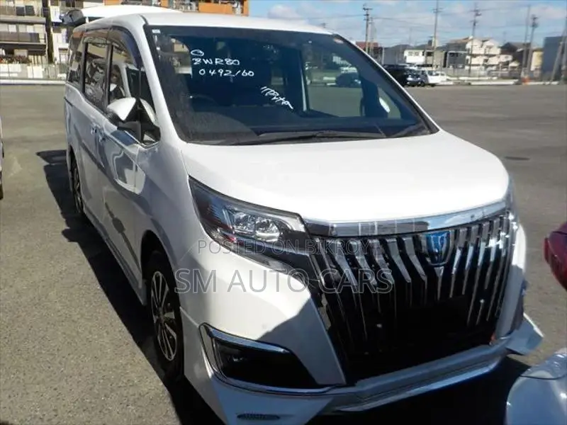 Toyota Esquire Hybrid Gi Pearl 2021