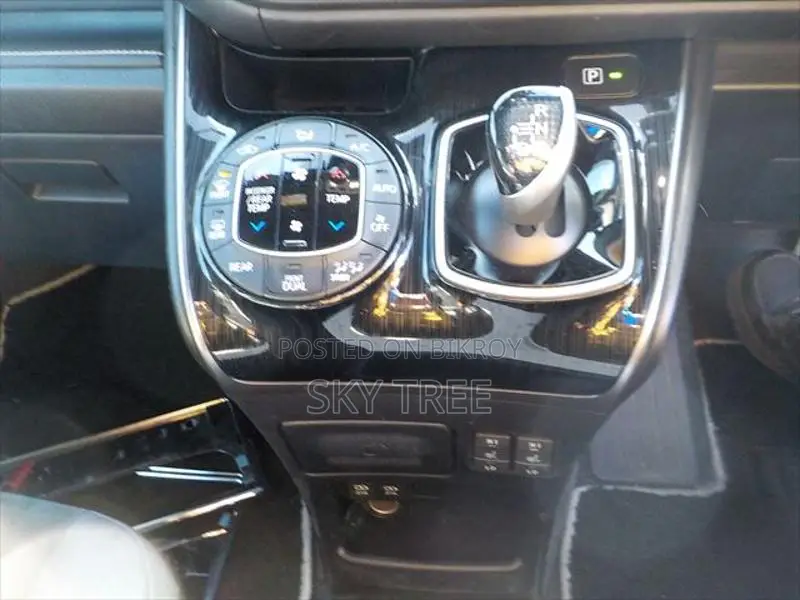 Toyota Esquire GIP Pack. 2020