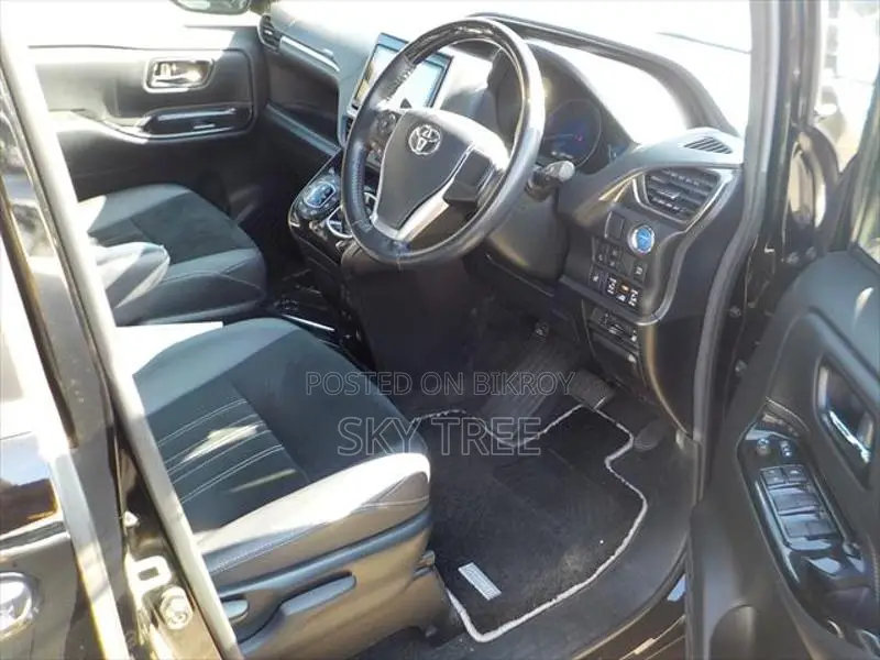 Toyota Esquire GIP Pack. 2020