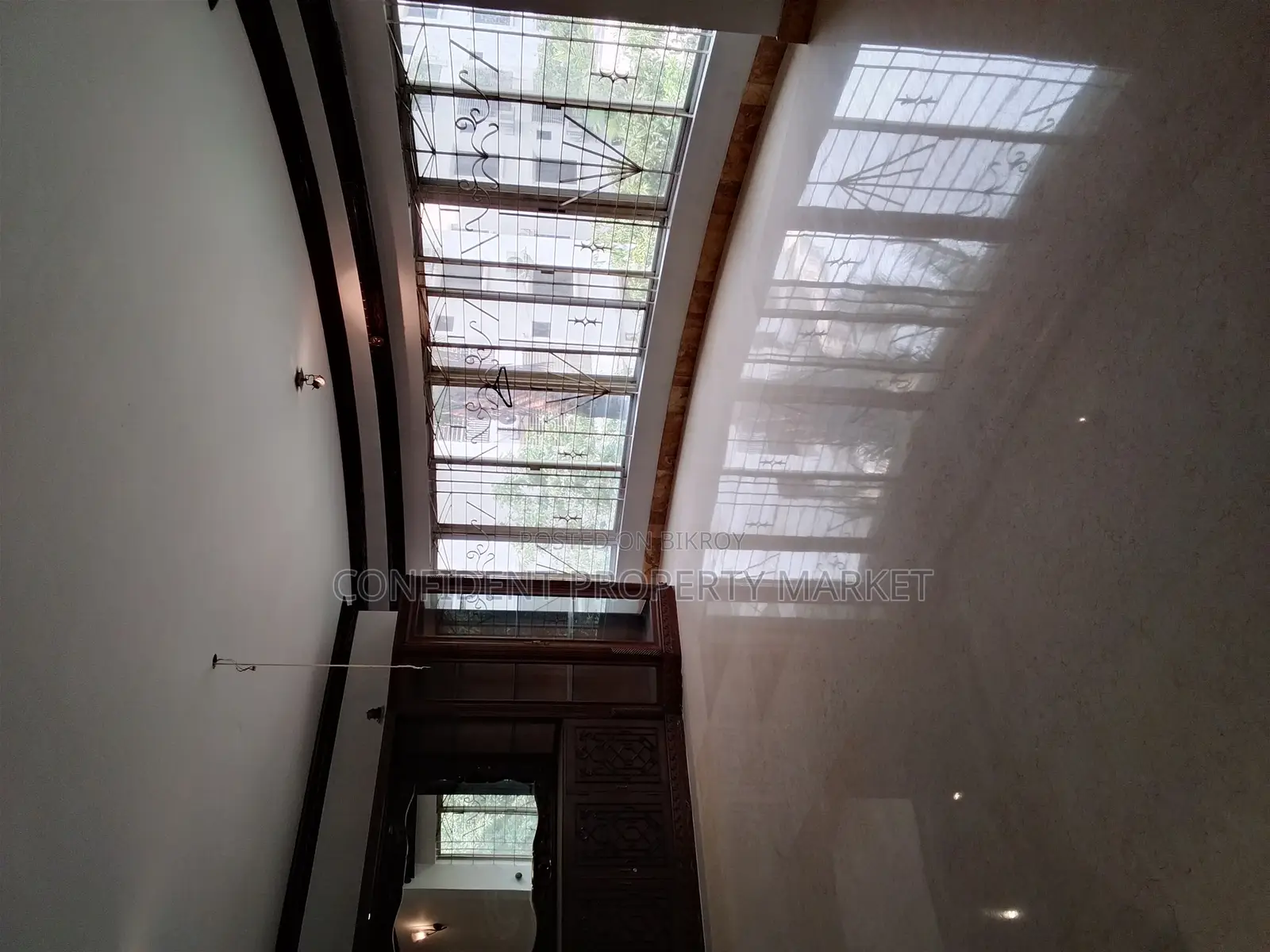 Semi Furnished Apartment For Rent in Gulshan