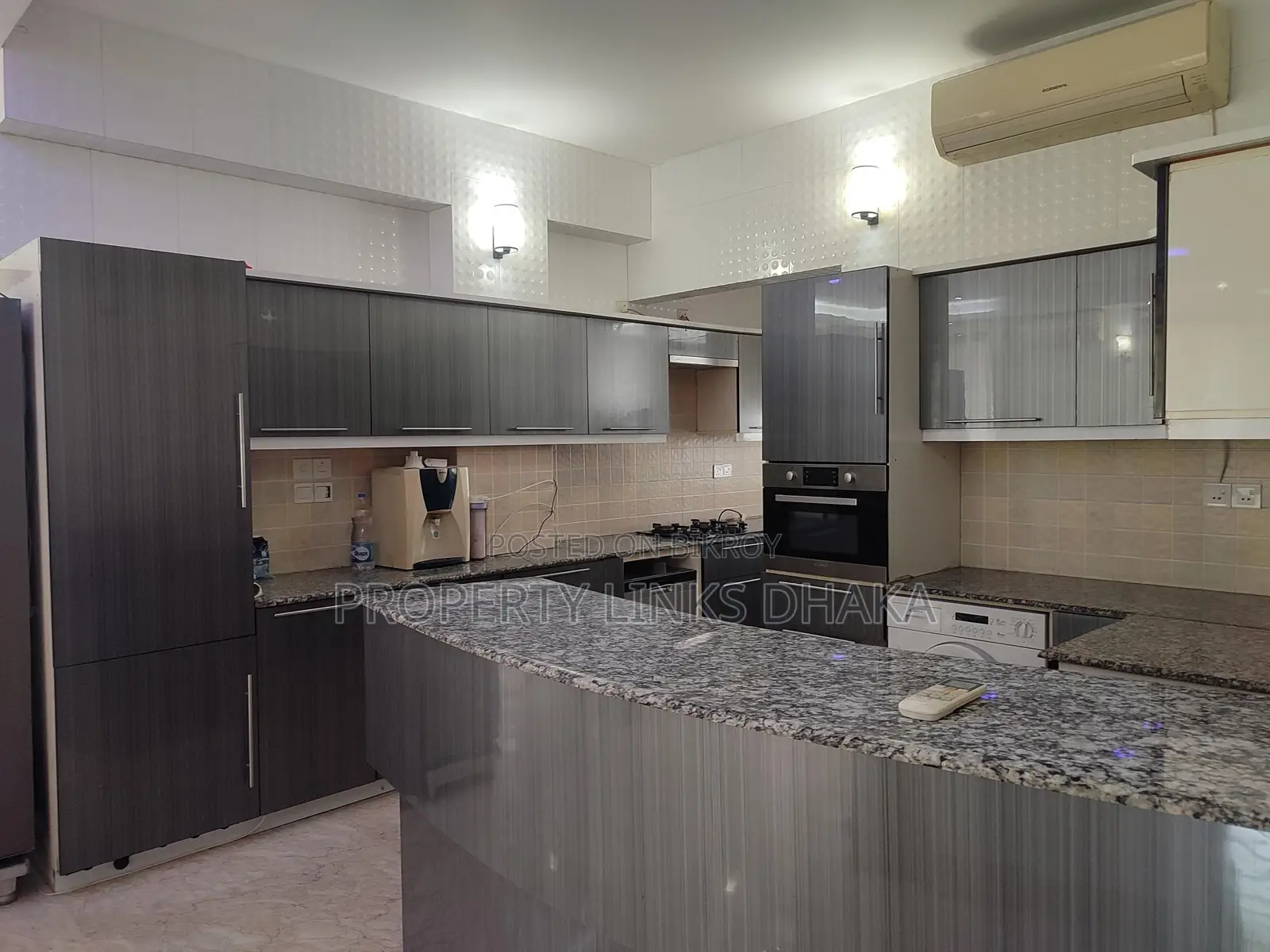 Baridhara Diplomatic Luxurious Flat