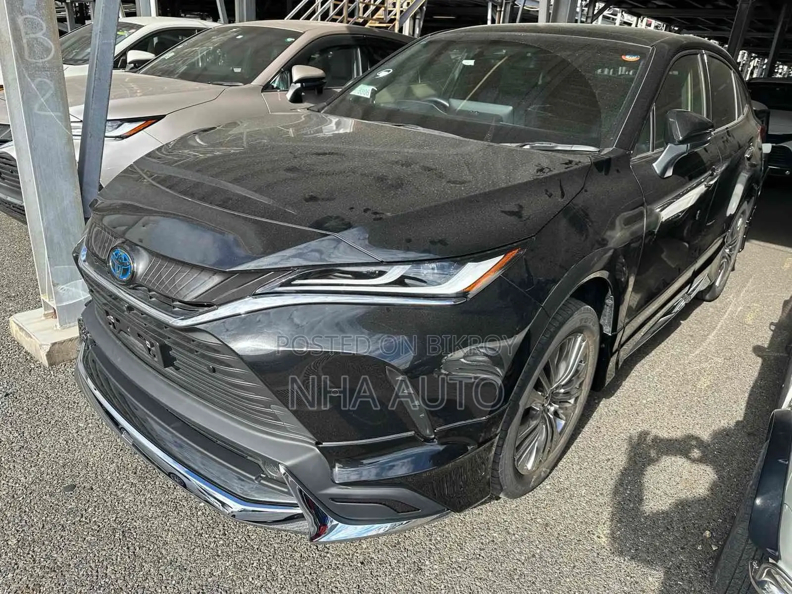 Toyota Harrier Hybrid 2021