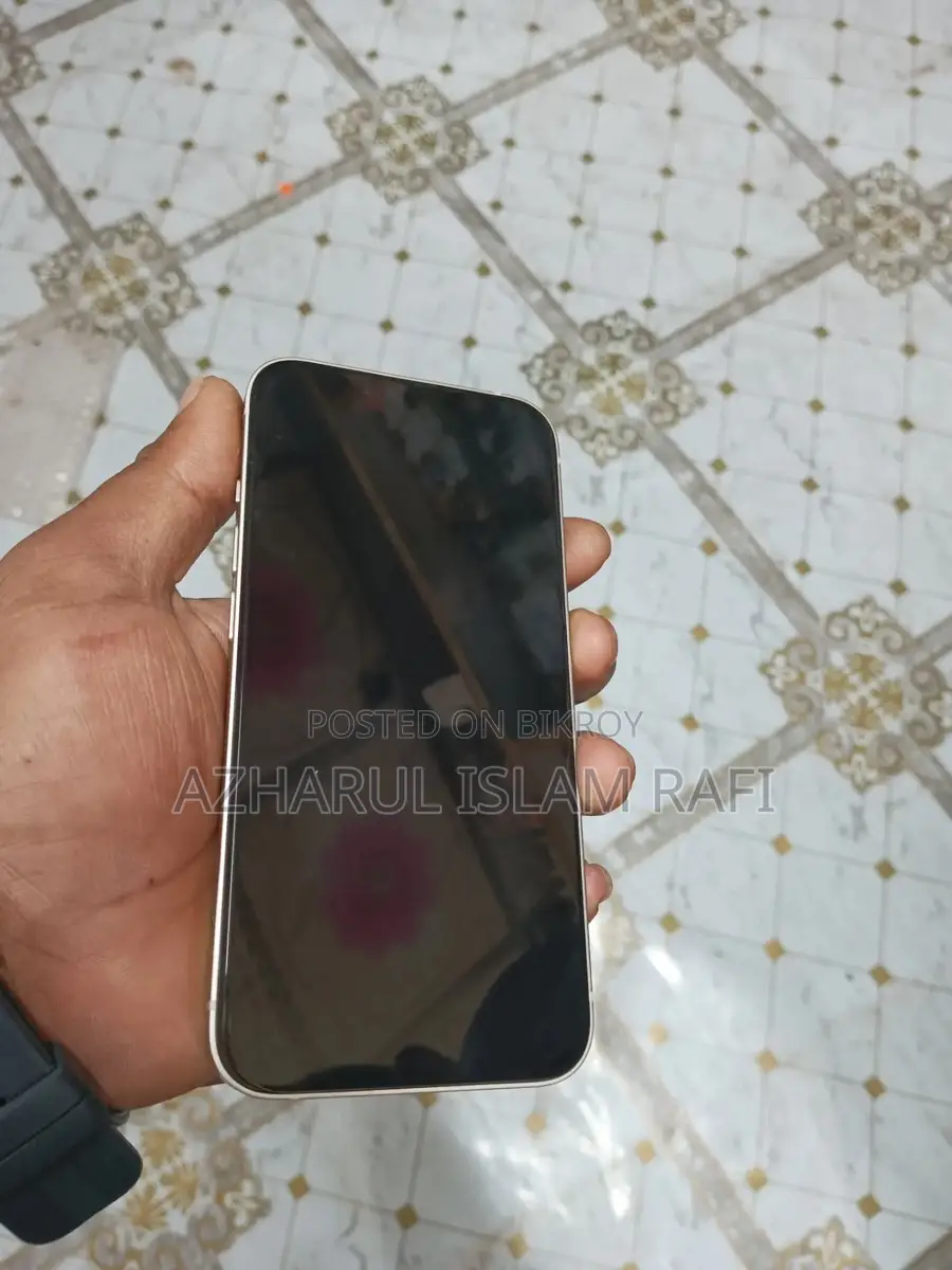 Apple iPhone 14 (Used)
