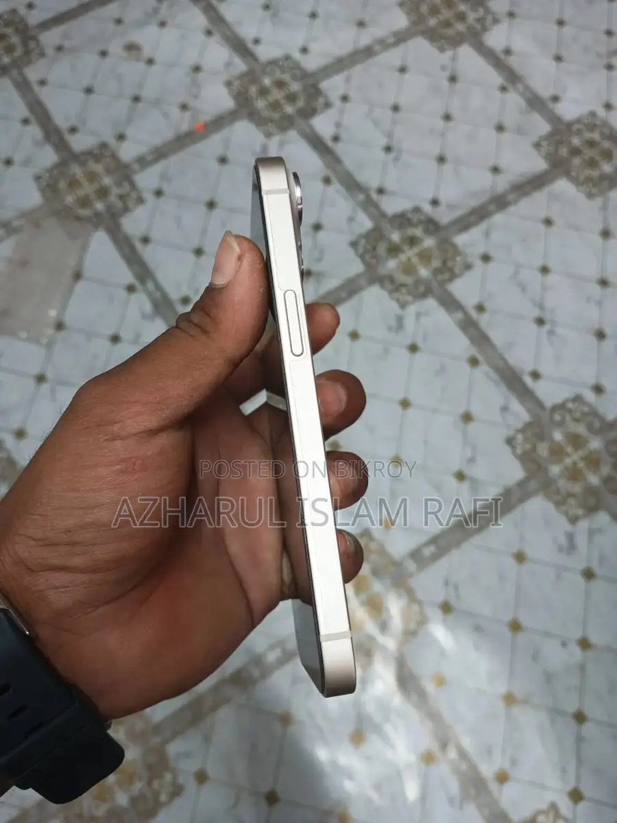 Apple iPhone 14 (Used)