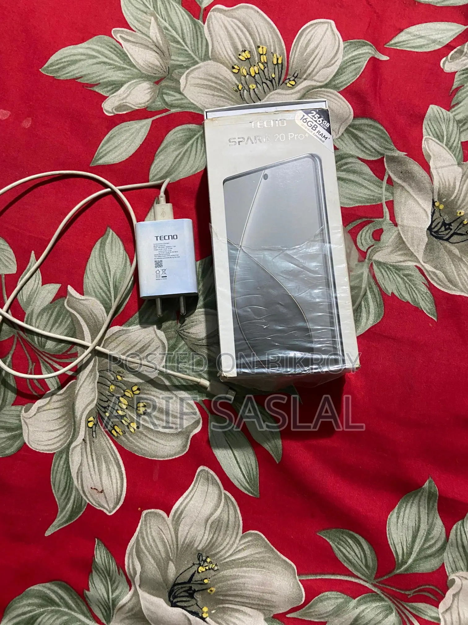 Tecno Spark 20 Pro+ 8+256 (Used)
