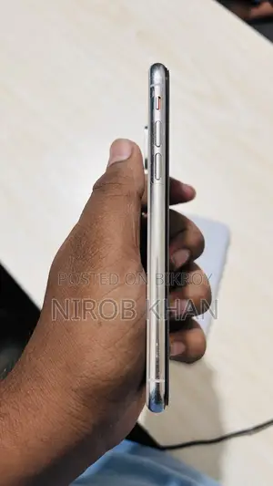Apple iPhone XS 64 (Used)