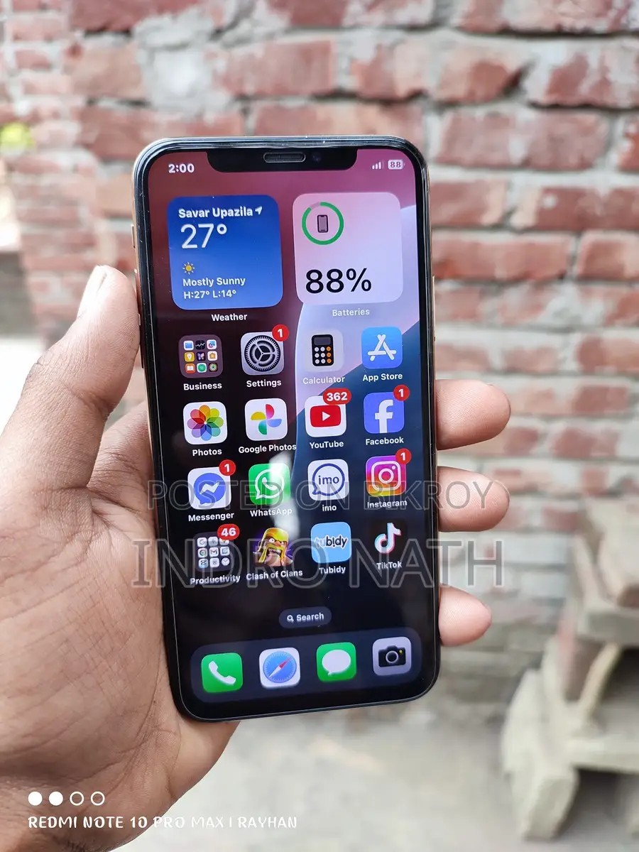 Apple iPhone XS (Used)