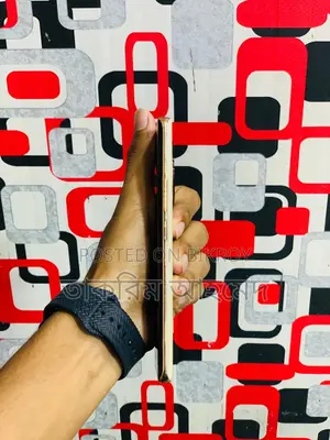 Realme 11pro 8/256 (Used)