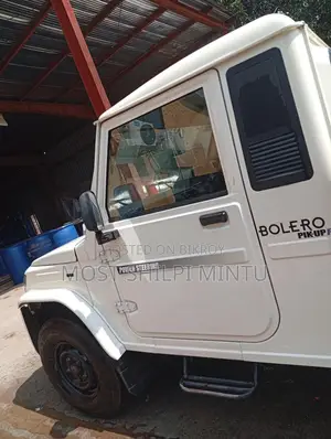 Mahindra Bolero . 2021