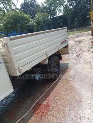 Mahindra Bolero . 2021