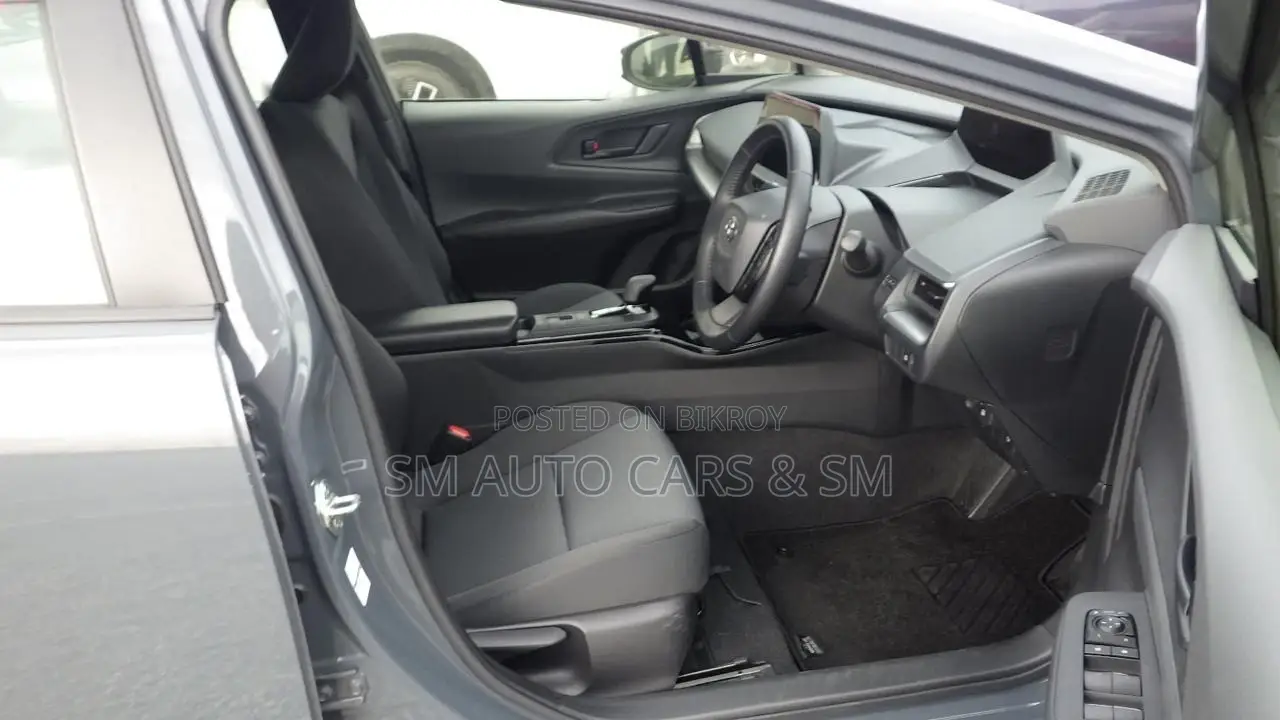 Toyota Prius New U Masive Grey 2023